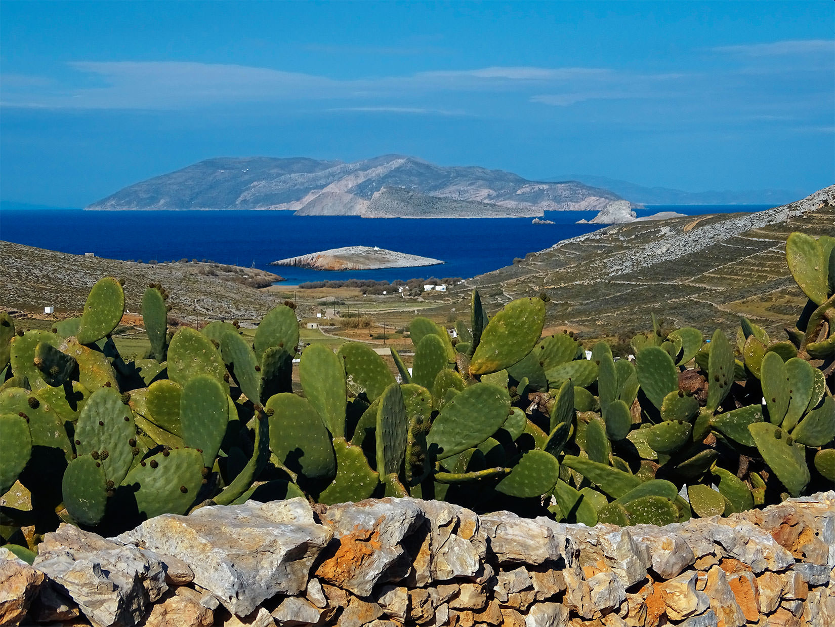 Folegandros Hotels | Livadi Folegandros Hotels | Livadi